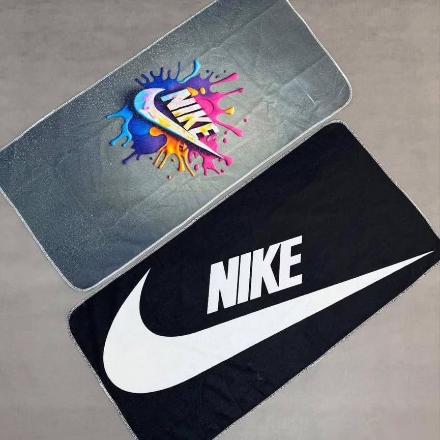 حوله ورزشی طرح ساده