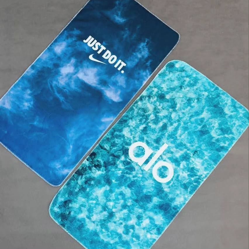 حوله ورزشی مشکی